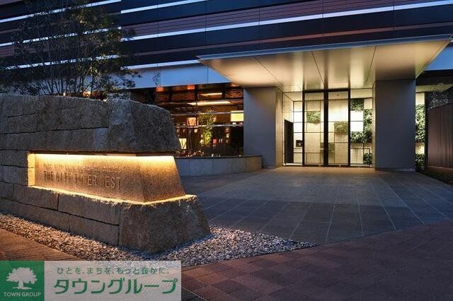 玄関　※写真は同タイプ住戸です。