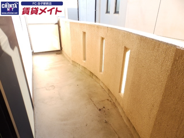 バルコニー　別部屋同タイプ