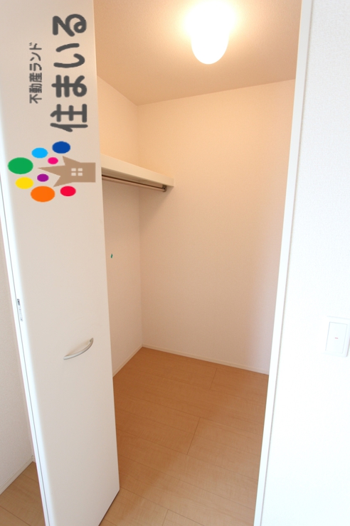収納　※写真は同社同型タイプとなります