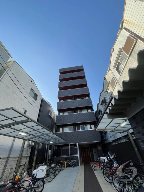 大阪市生野区生野東のマンションの建物外観