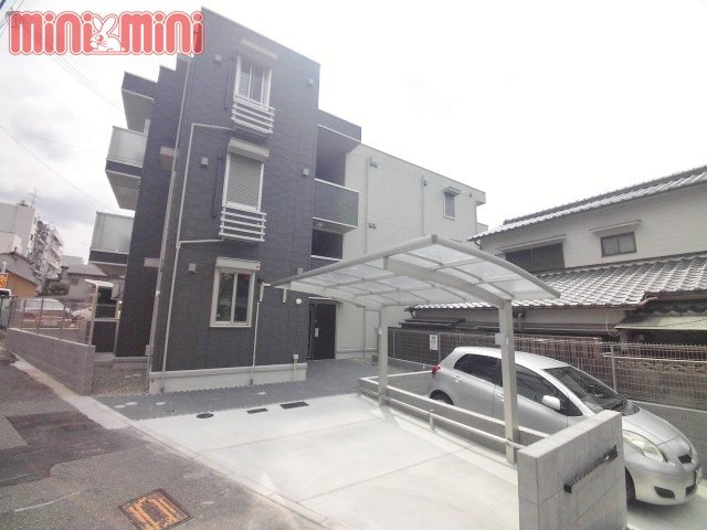 神戸市灘区永手町のアパートの建物外観