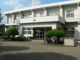 中学校　都城市立山田中学校（中学校）まで3473m