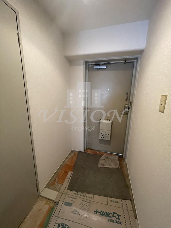 玄関　室内写真は別室のものです
