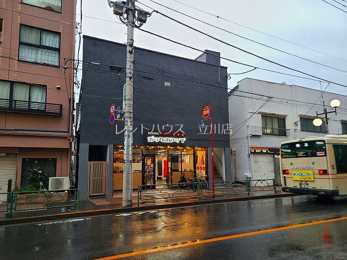 立川市高松町のマンションの建物外観