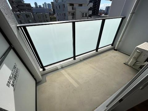 【名古屋市西区花の木のマンションのバルコニー】