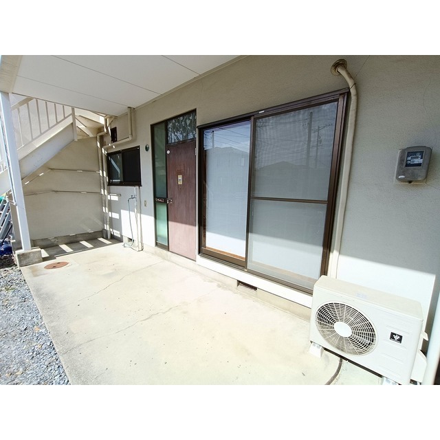 バルコニー　テラス