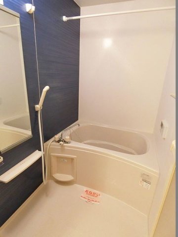 バス・シャワールーム　きれいなお風呂です