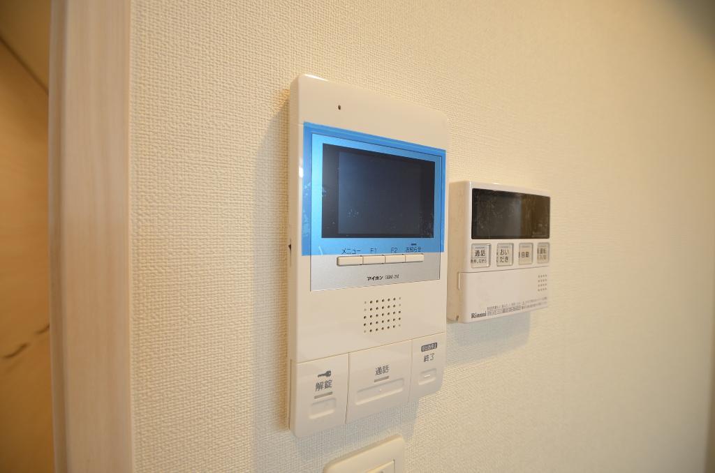 セキュリティ　カメラ付インターホン