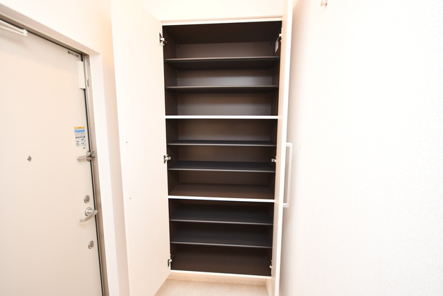 収納　シューズボックス