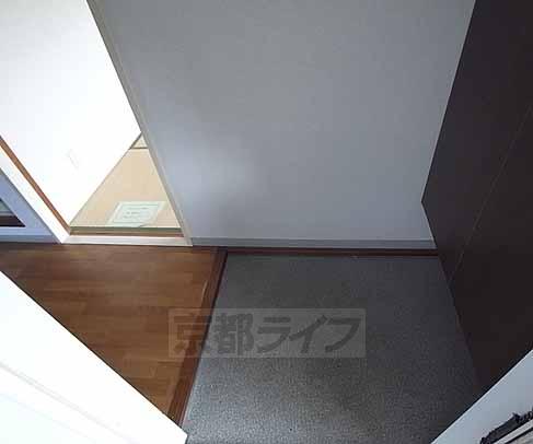 玄関　シューズボックス付です。