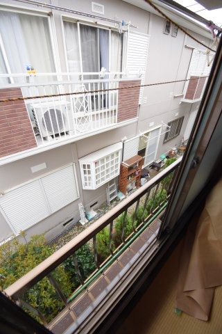 バルコニー　※他の室内写真です