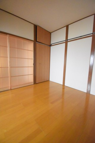 居室・リビング　※他の室内写真です