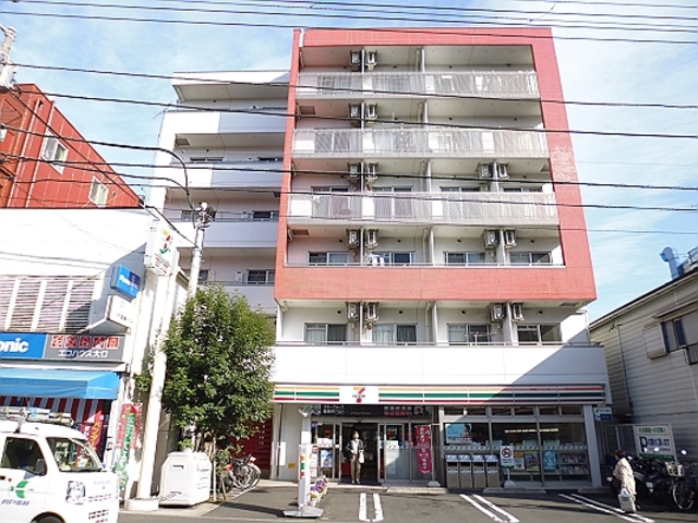 コンビニ　セブンイレブン横浜大口駅前店（コンビニ）まで176m