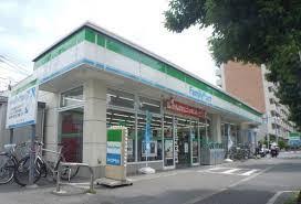 コンビニ　ファミリーマート 上鷺宮二丁目店（コンビニ）まで318m