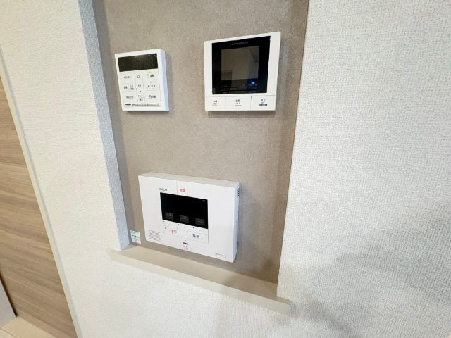 セキュリティ　モニター付きインターホン。アルソックもございます。