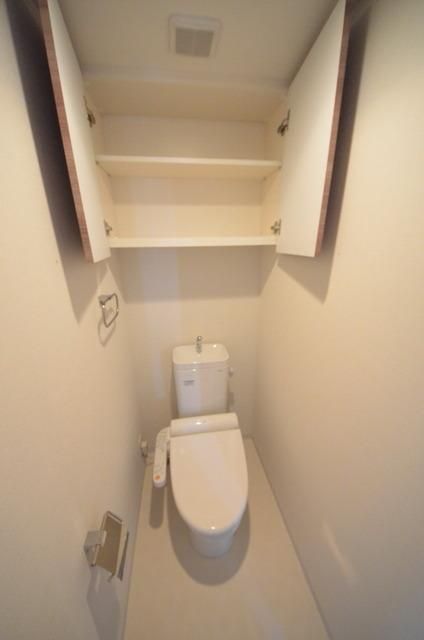 トイレ　★お部屋探しは株式会社タウンハウジング東京まで★
