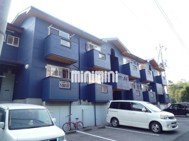 建物外観　ちょっと変わった外観です。