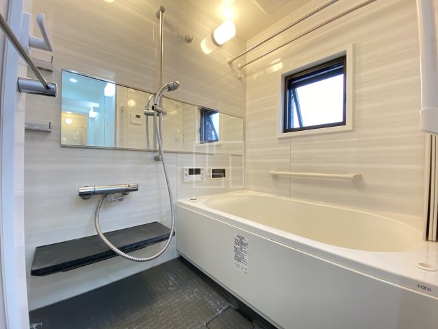 バス・シャワールーム　リーガル南船場III　バスルーム