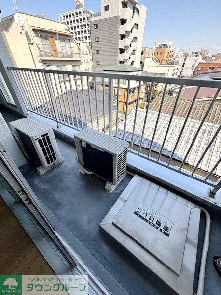 バルコニー　バルコニー