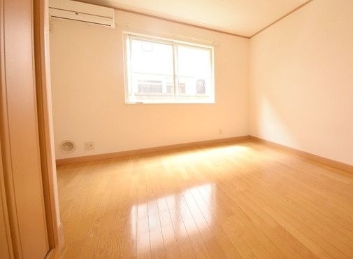 その他部屋・スペース　キッチン側から見たお部屋です