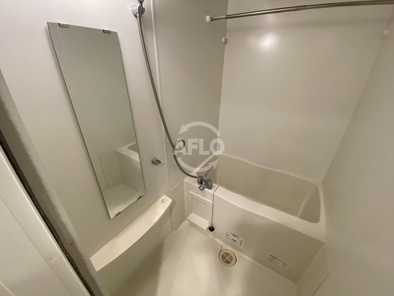 バス・シャワールーム　アーバンフラッツ上町　浴室