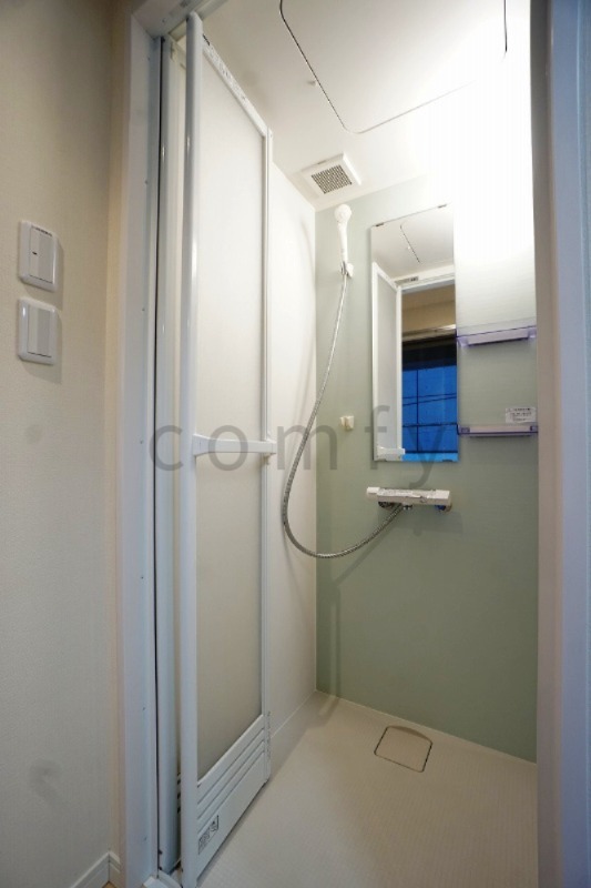 バス・シャワールーム　バスルーム