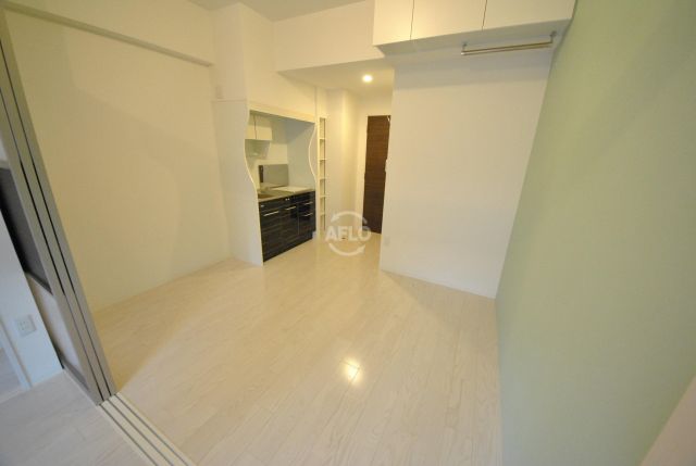 居室・リビング　セレニテ北久宝寺　ダイニングスペース