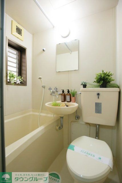 バス・シャワールーム　※家具小物等はイメージです