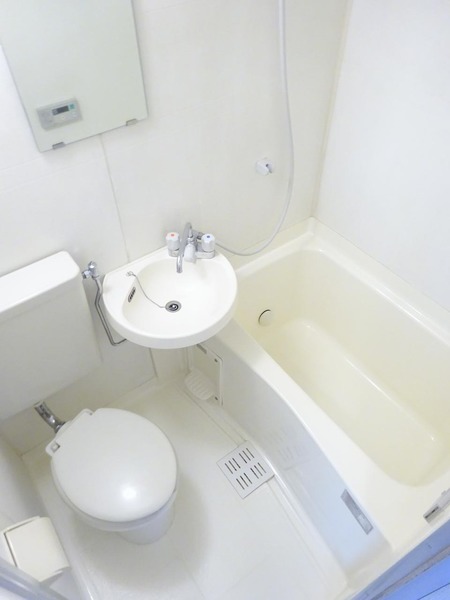 バス・シャワールーム　きれいなお風呂です