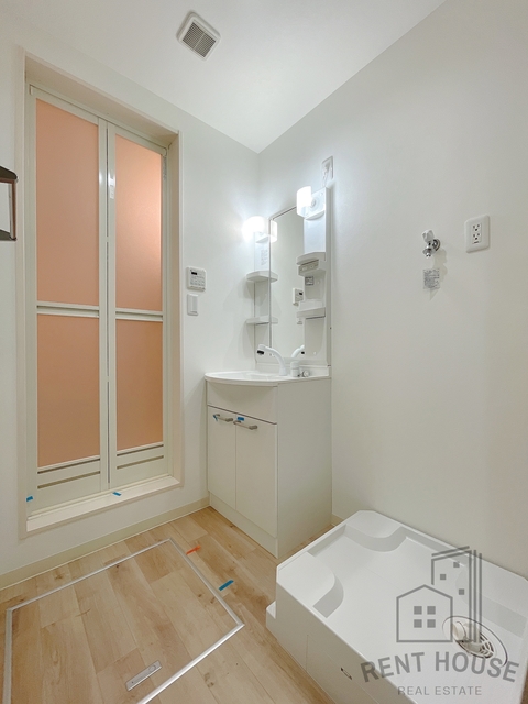 洗面設備　同仕様写真です。