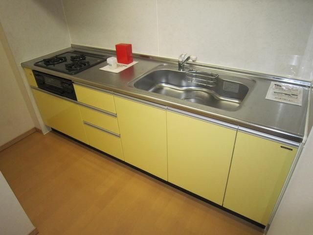 キッチン　３口グリル付システムキッチン