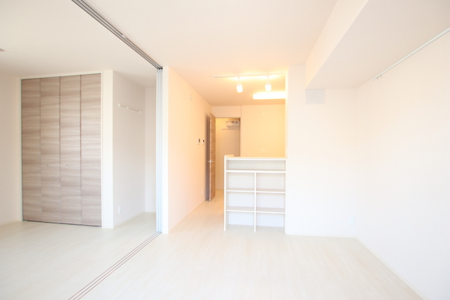 居室・リビング　照明は設備ではありません※別室参考写真