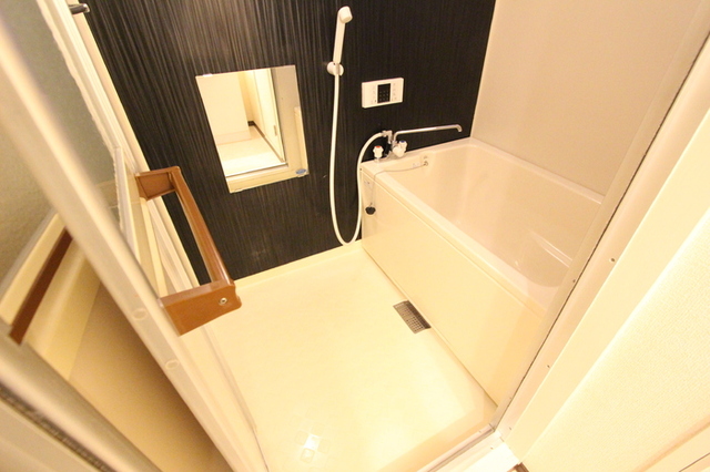 バス・シャワールーム　浴室