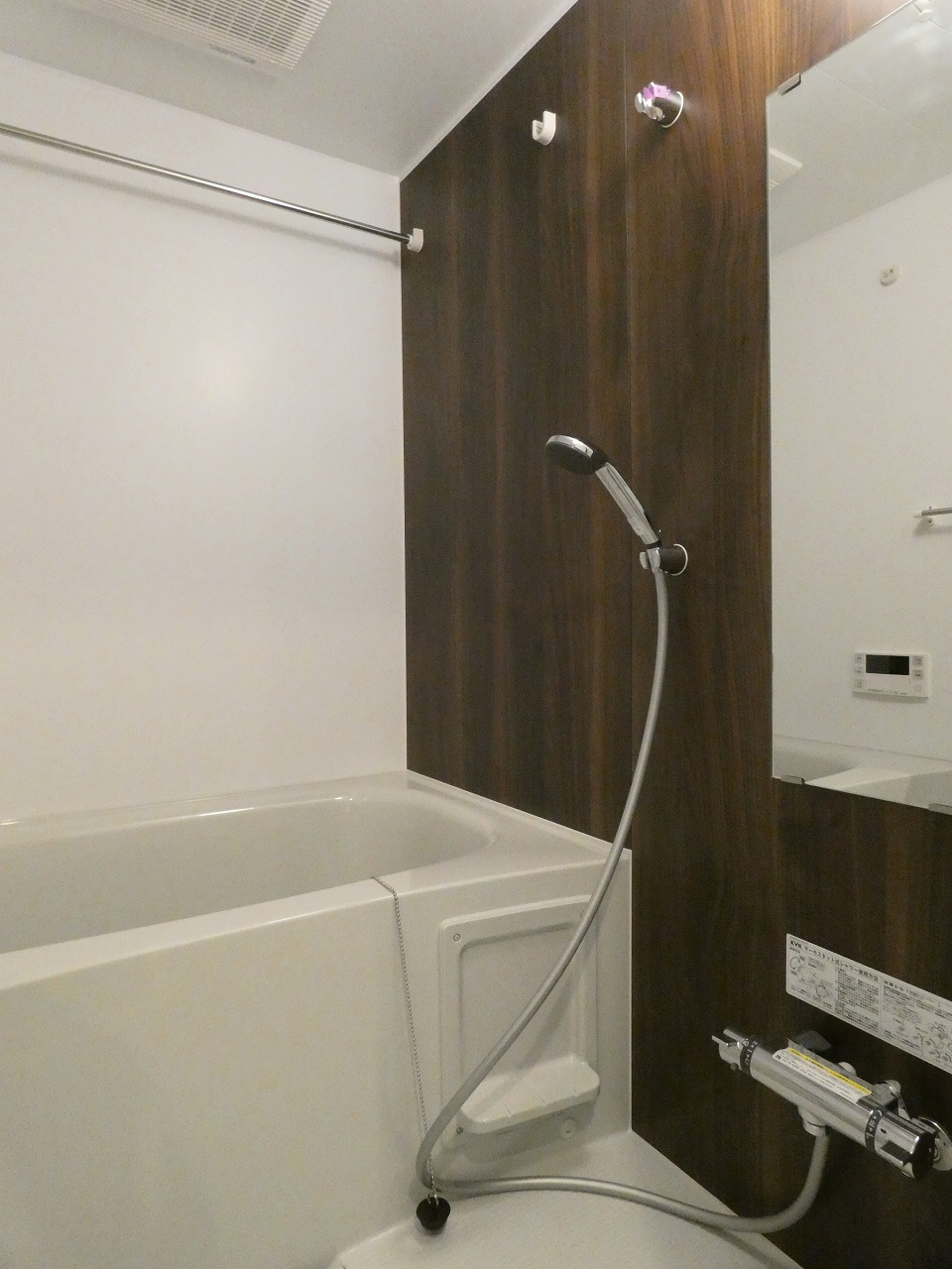 バス・シャワールーム　バスルーム