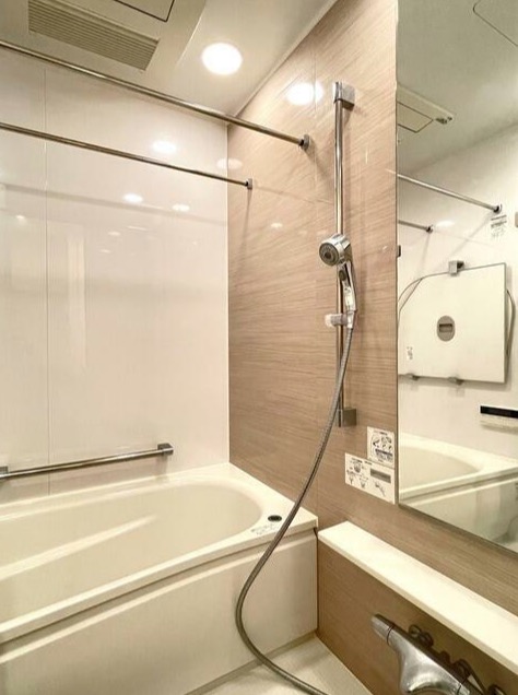 バス・シャワールーム　別部屋参考写真