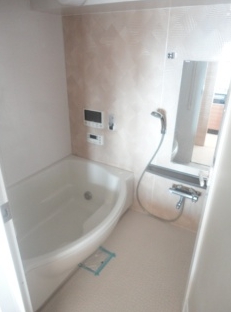 バス・シャワールーム　別部屋参考写真。