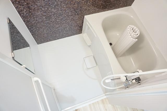 バス・シャワールーム　浴室