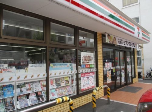 コンビニ　セブンイレブン 墨田本所1丁目清澄通り店（コンビニ）まで38m