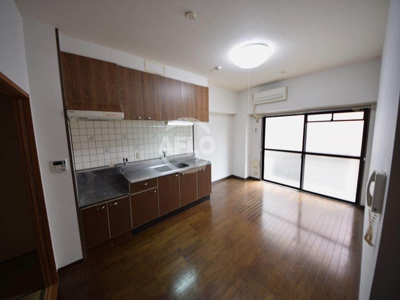 居室・リビング　グローバル難波　リビング