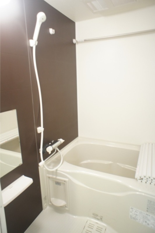 バス・シャワールーム　図面と現状に相違がある場合には現状を優先