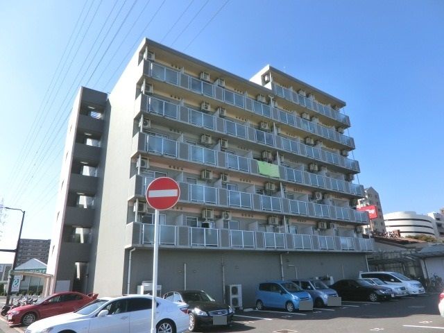 建物外観　鎌取駅徒歩４分の単身者向けのマンションです