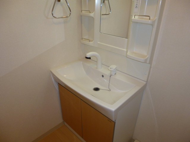 洗面設備　洗髪洗面化粧台