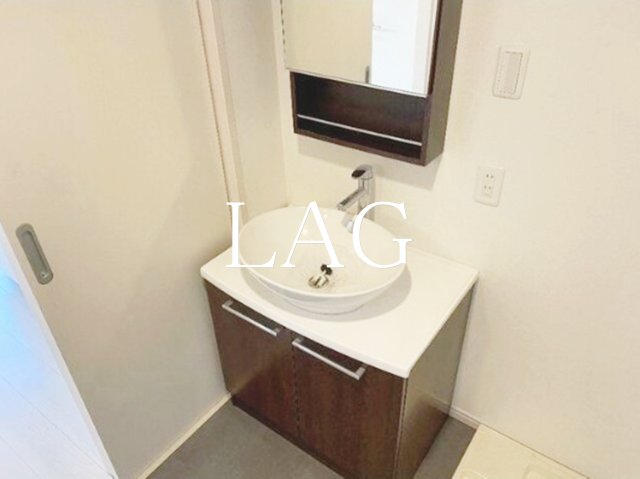 洗面設備　洗面台です。