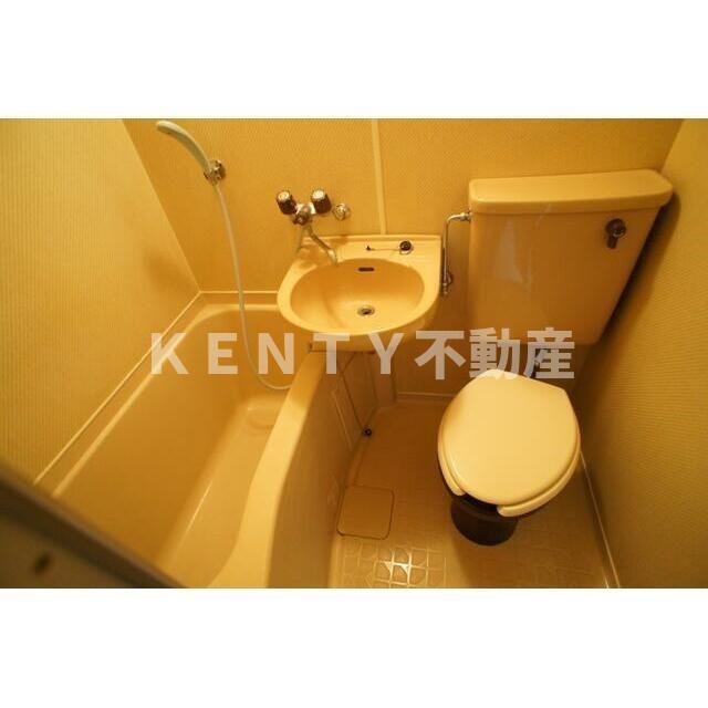 トイレ　コンパクトで使いやすいトイレです