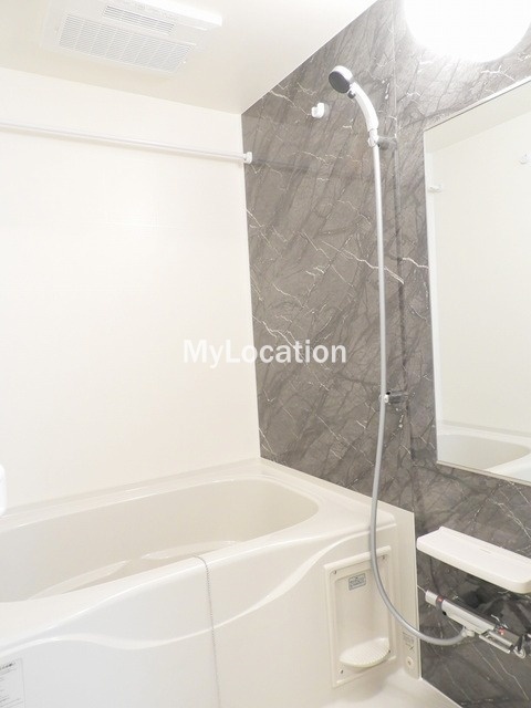 バス・シャワールーム　☆リラックスできるお風呂空間です☆