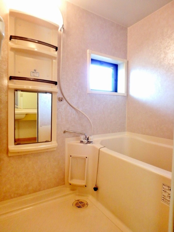 バス・シャワールーム　図面と現状に相違がある場合には現状を優先