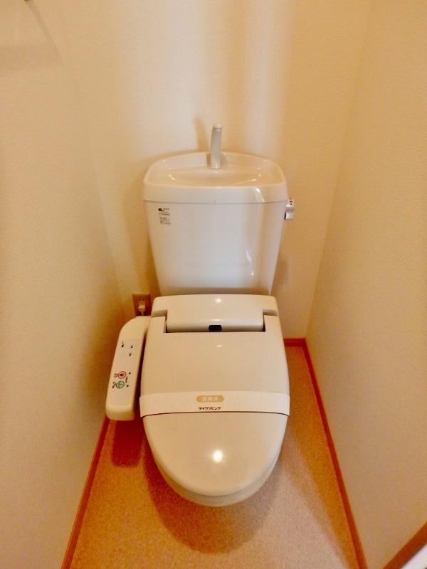 トイレ　図面と現状に相違がある場合には現状を優先