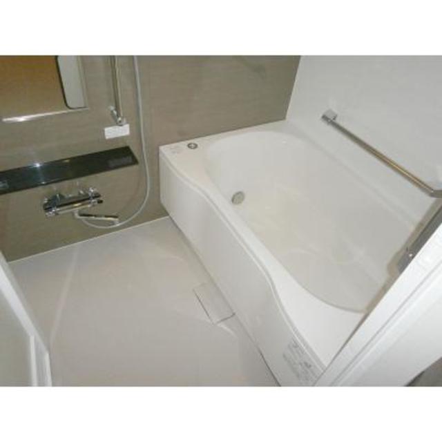 バス・シャワールーム　※写真は同タイプ住戸です。