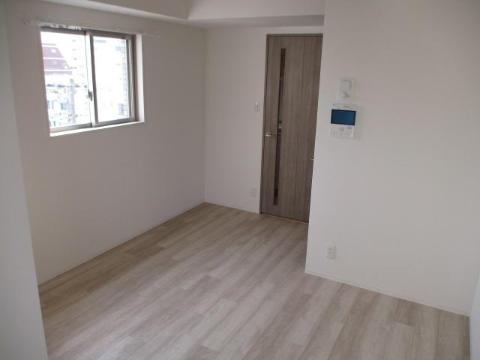 居室・リビング　室内