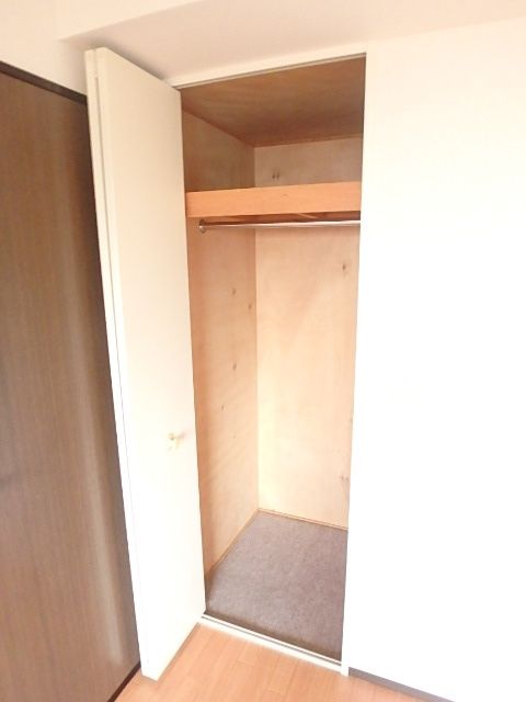 その他設備　★洋室にあるクローゼットです★